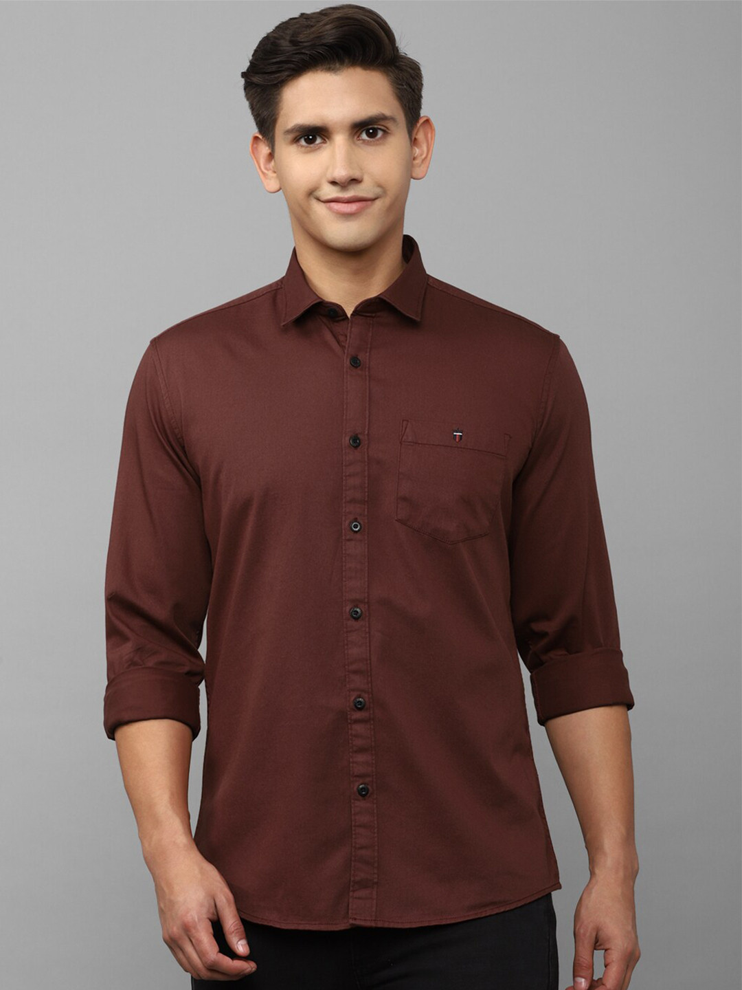 

Louis Philippe Jeans Men Slim Fit Pure Cotton Casual Shirt, Maroon