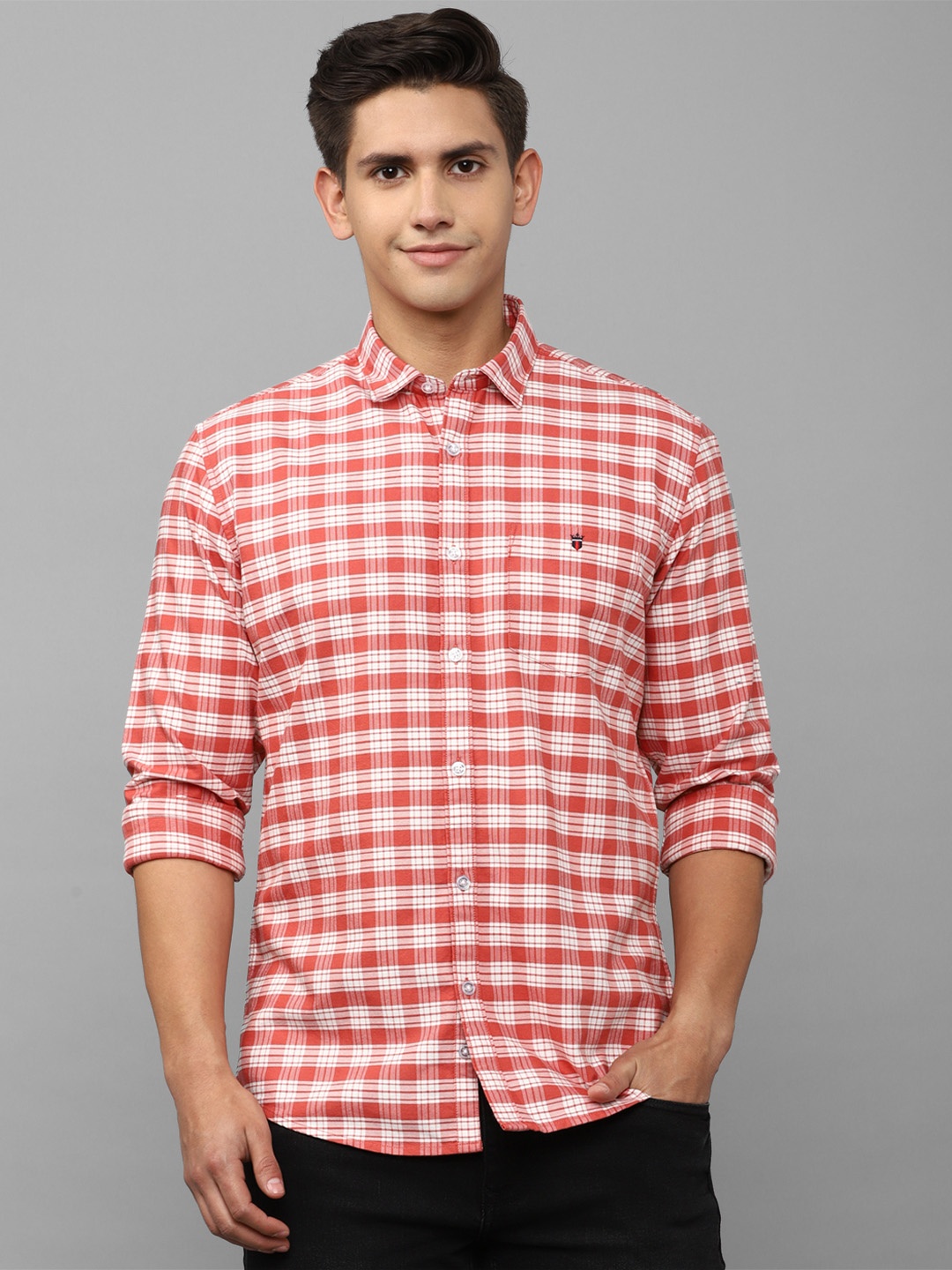 

Louis Philippe Jeans Men Gingham Checks Slim Fit Pure Cotton Casual Shirt, Red