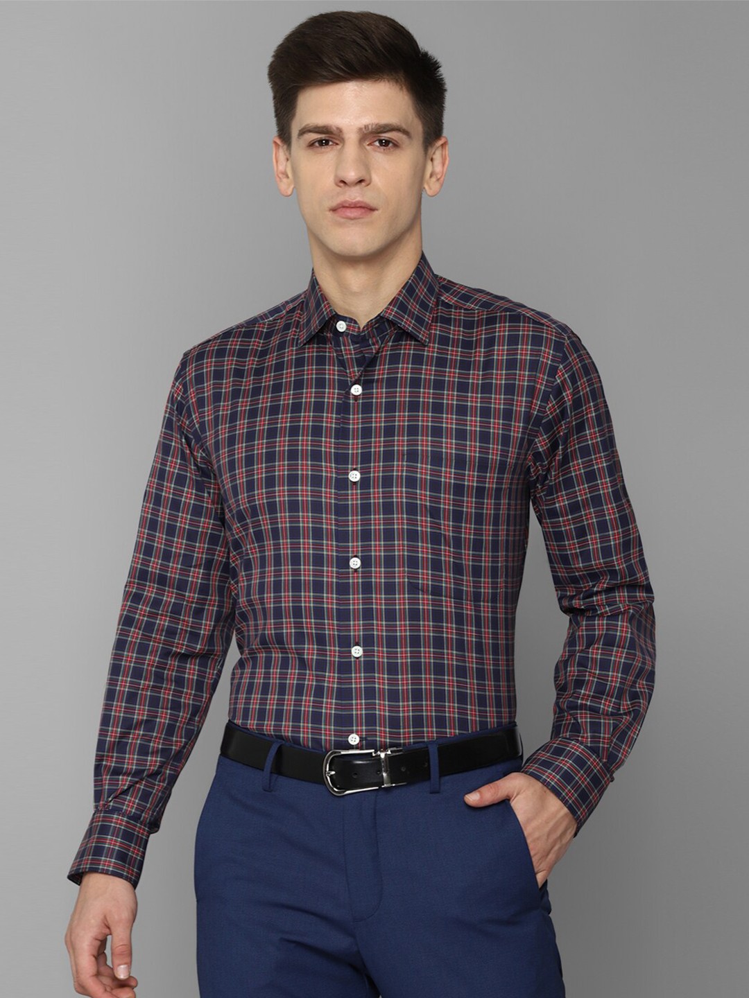 

Luxure by Louis Philippe Men Tartan Checked Formal Cotton Shirt, Navy blue