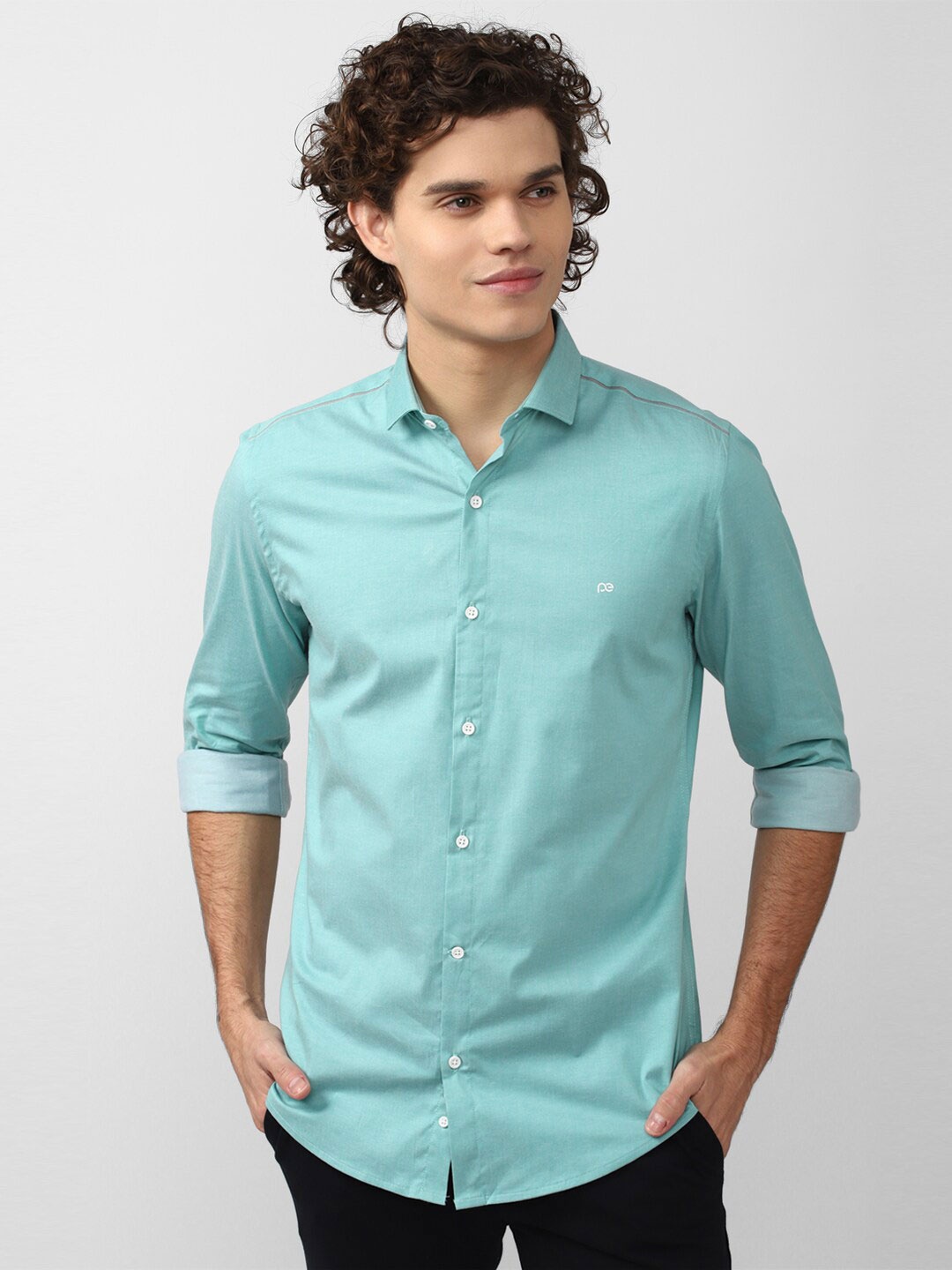 

Peter England Men Blue Slim Fit Casual Shirt