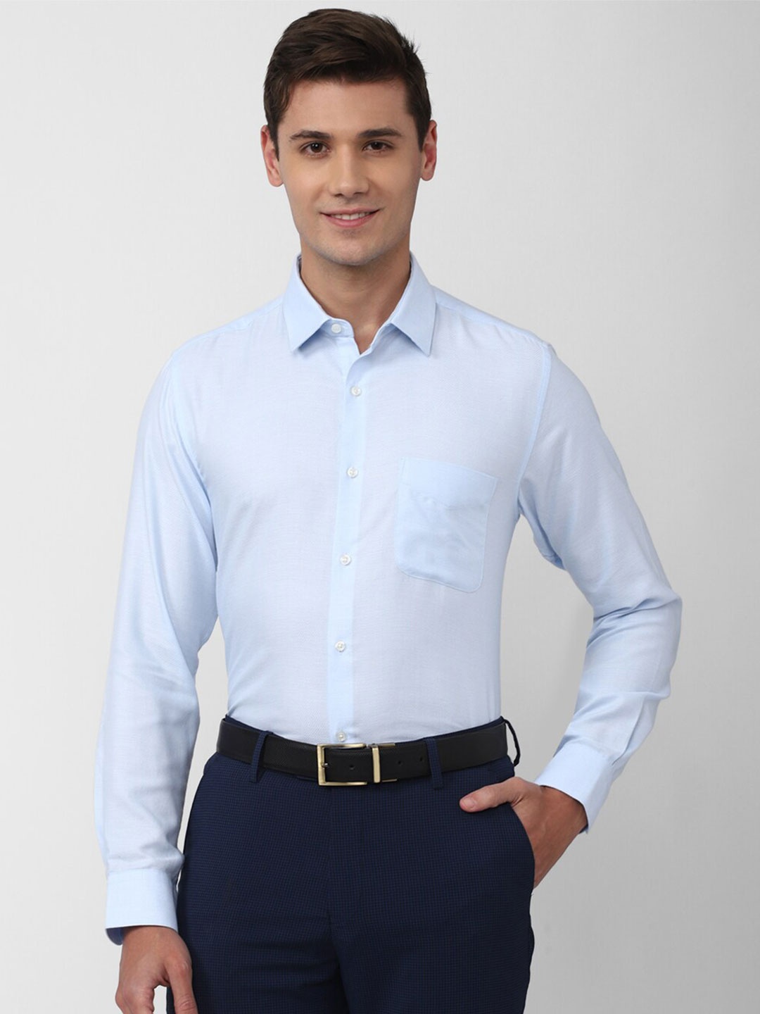 

Peter England Men Blue Formal Shirt