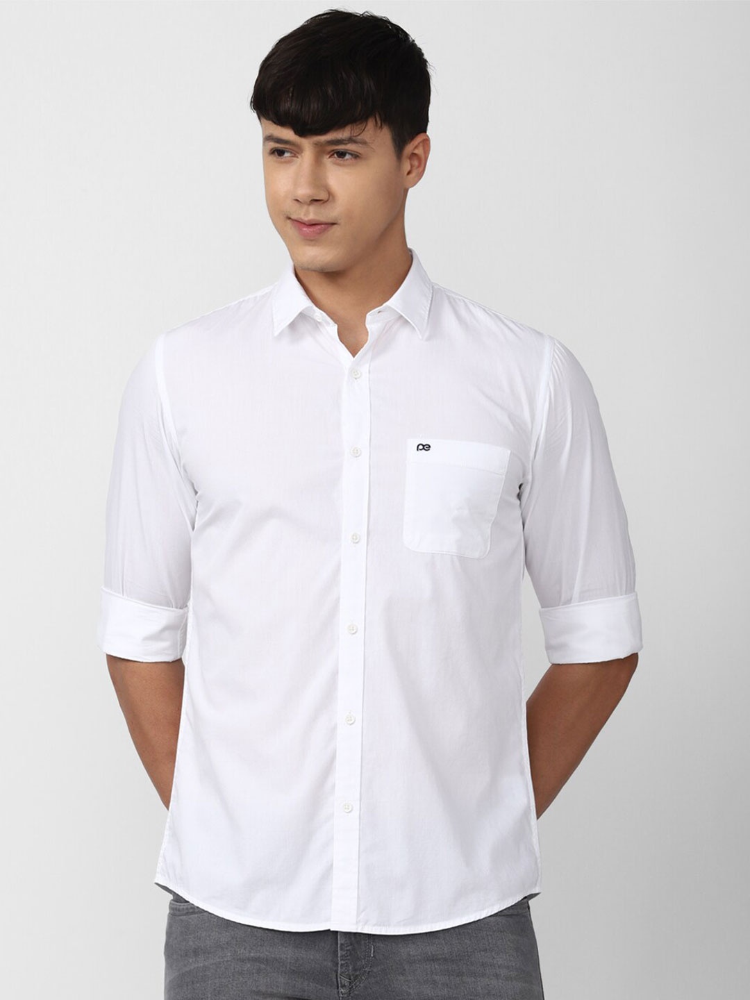 

Peter England Casuals Men Slim Fit Pure Cotton Casual Shirt, White