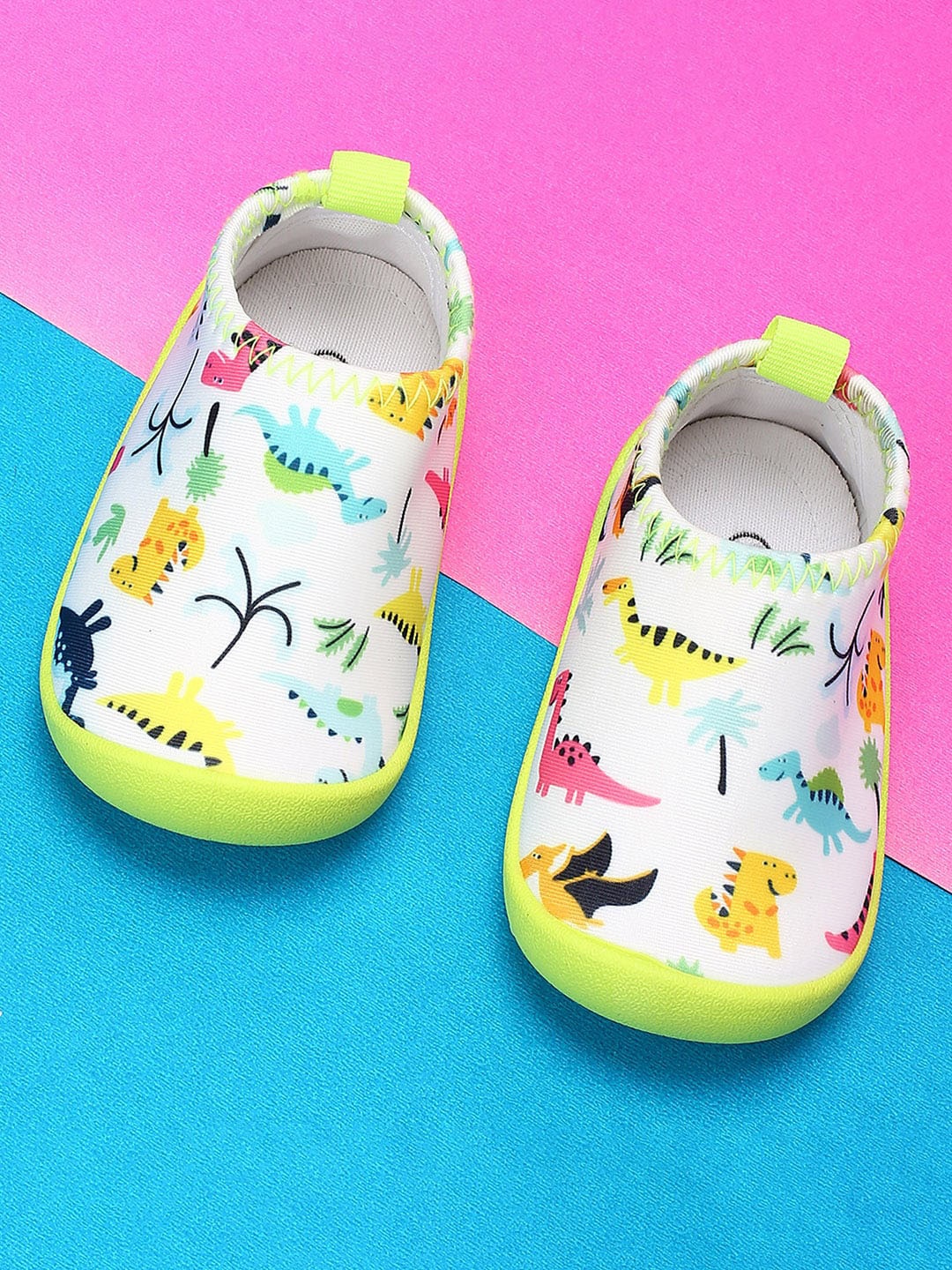 

max Boys Printed Slip-On Sneakers, White
