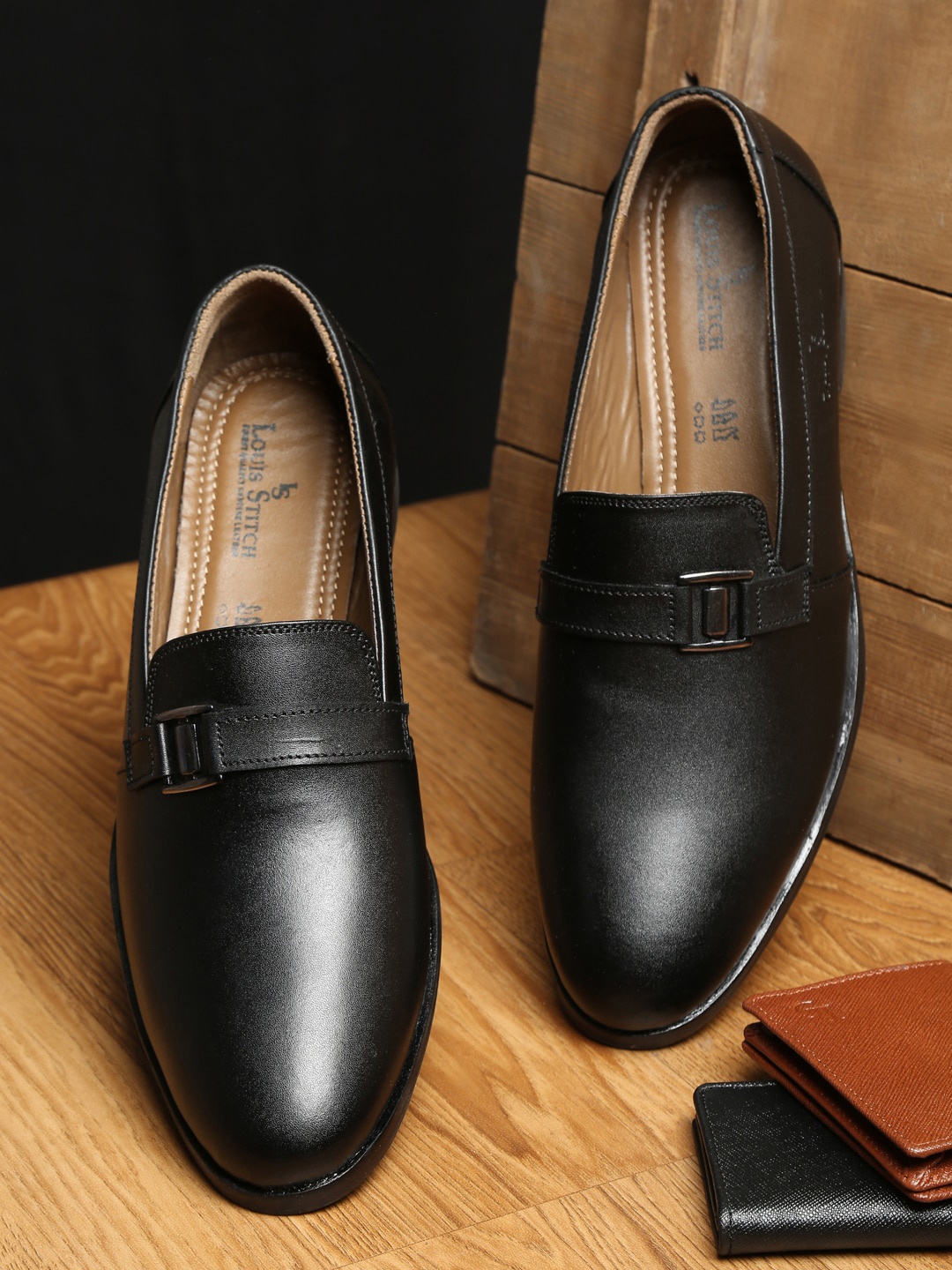 

LOUIS STITCH Men Black Leather Formal Slip-on Shoes