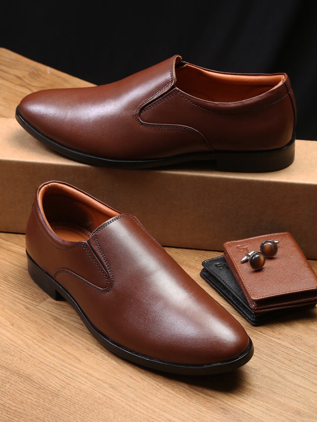 

LOUIS STITCH Men Leather Tan Slip-On Shoes