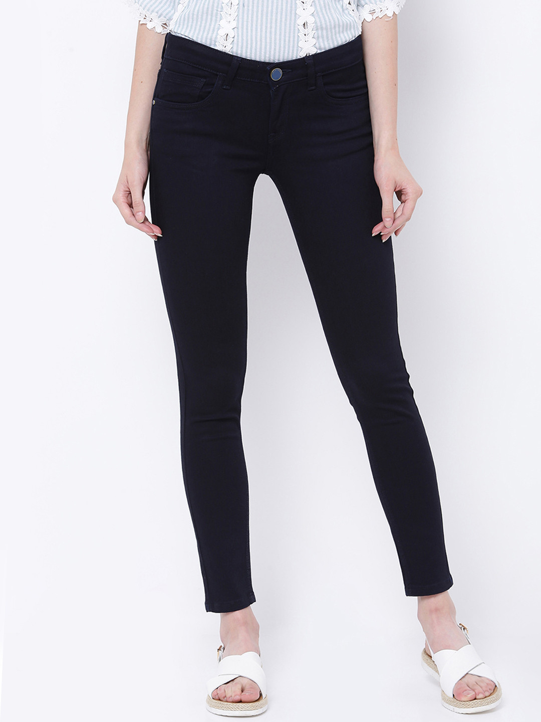 

Tokyo Talkies Women Blue Skinny Fit Mid-Rise Clean Look Jeans