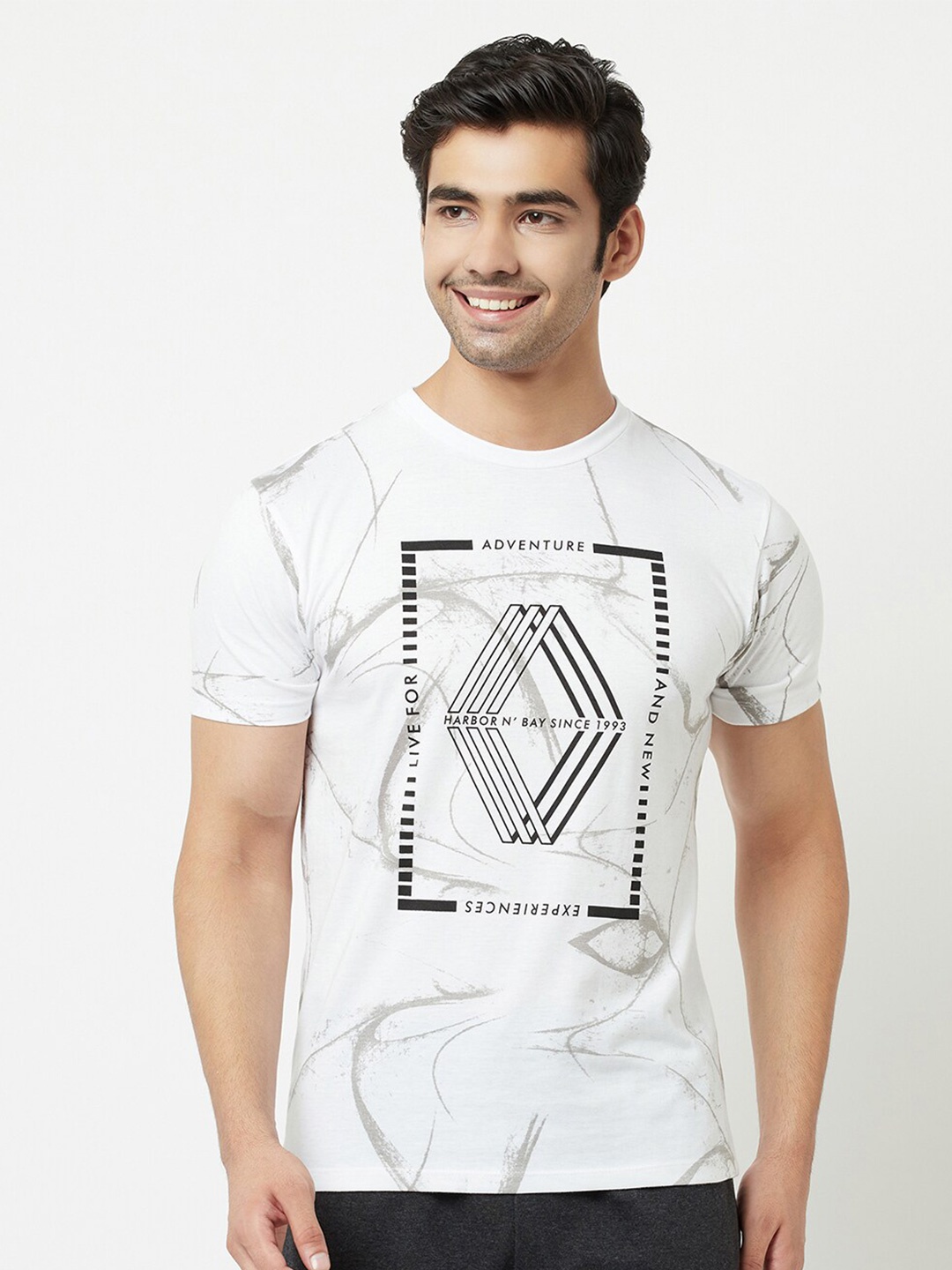 

HARBOR N BAY Men White & Black Printed T-shirt