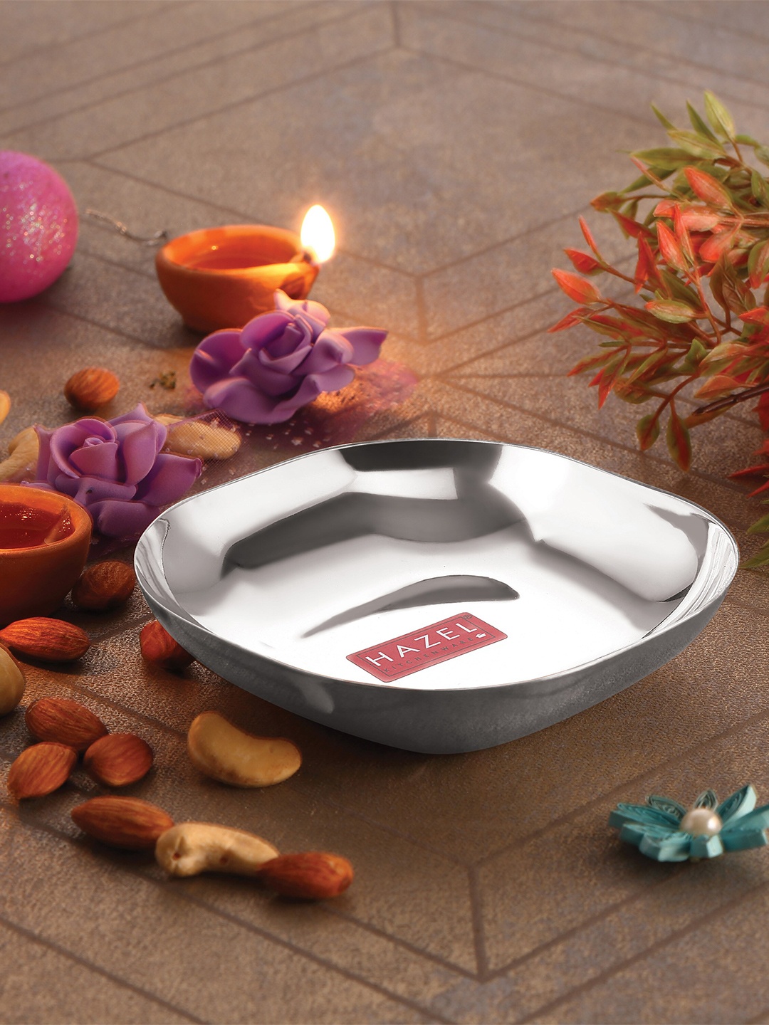 

HAZEL Silver-Toned & 1 Pieces Stainless Steel Matte Bowls