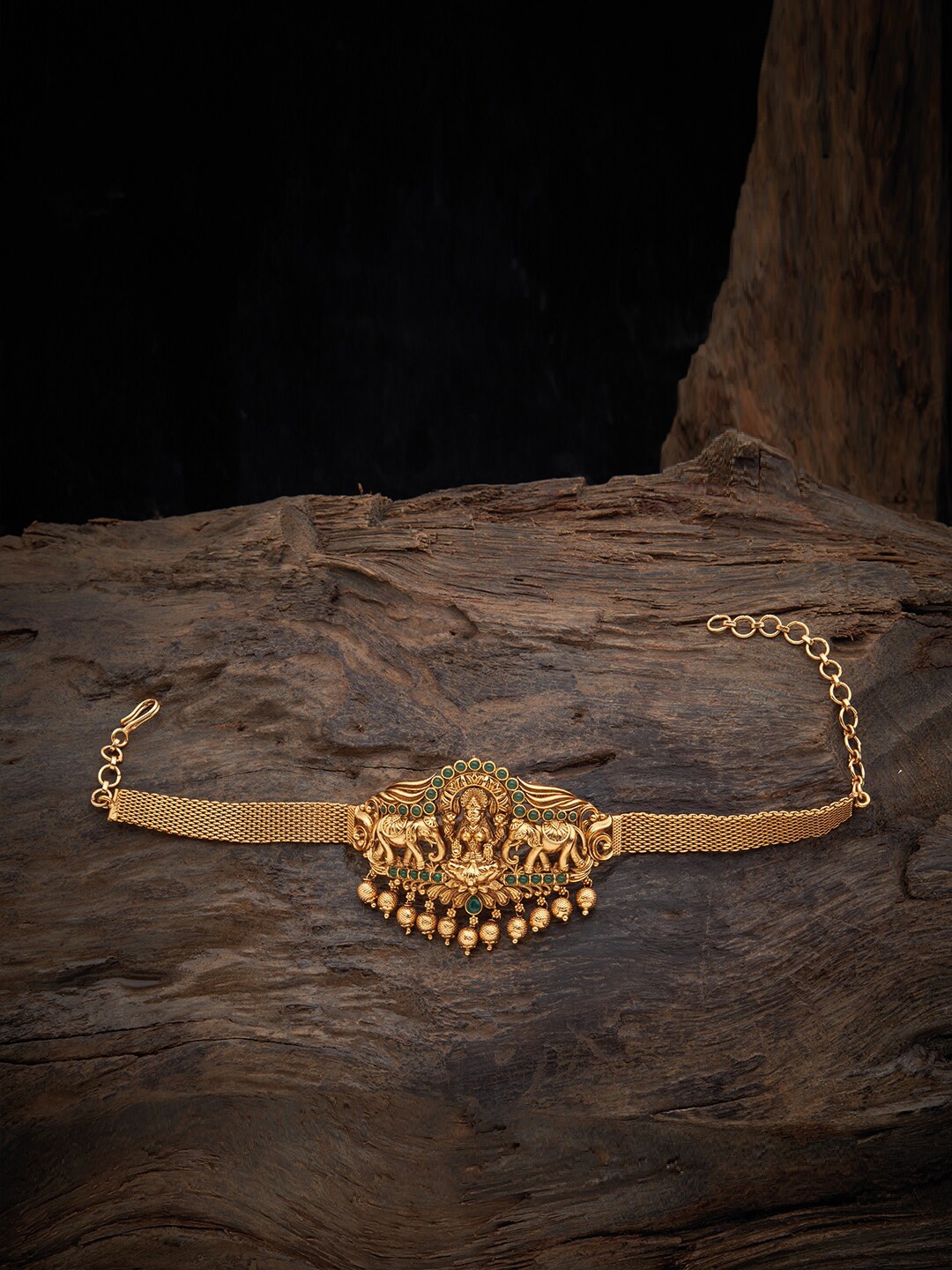 

Kushal's Fashion Jewellery Women Gold-Toned & Green Antique Armlet Bracelet