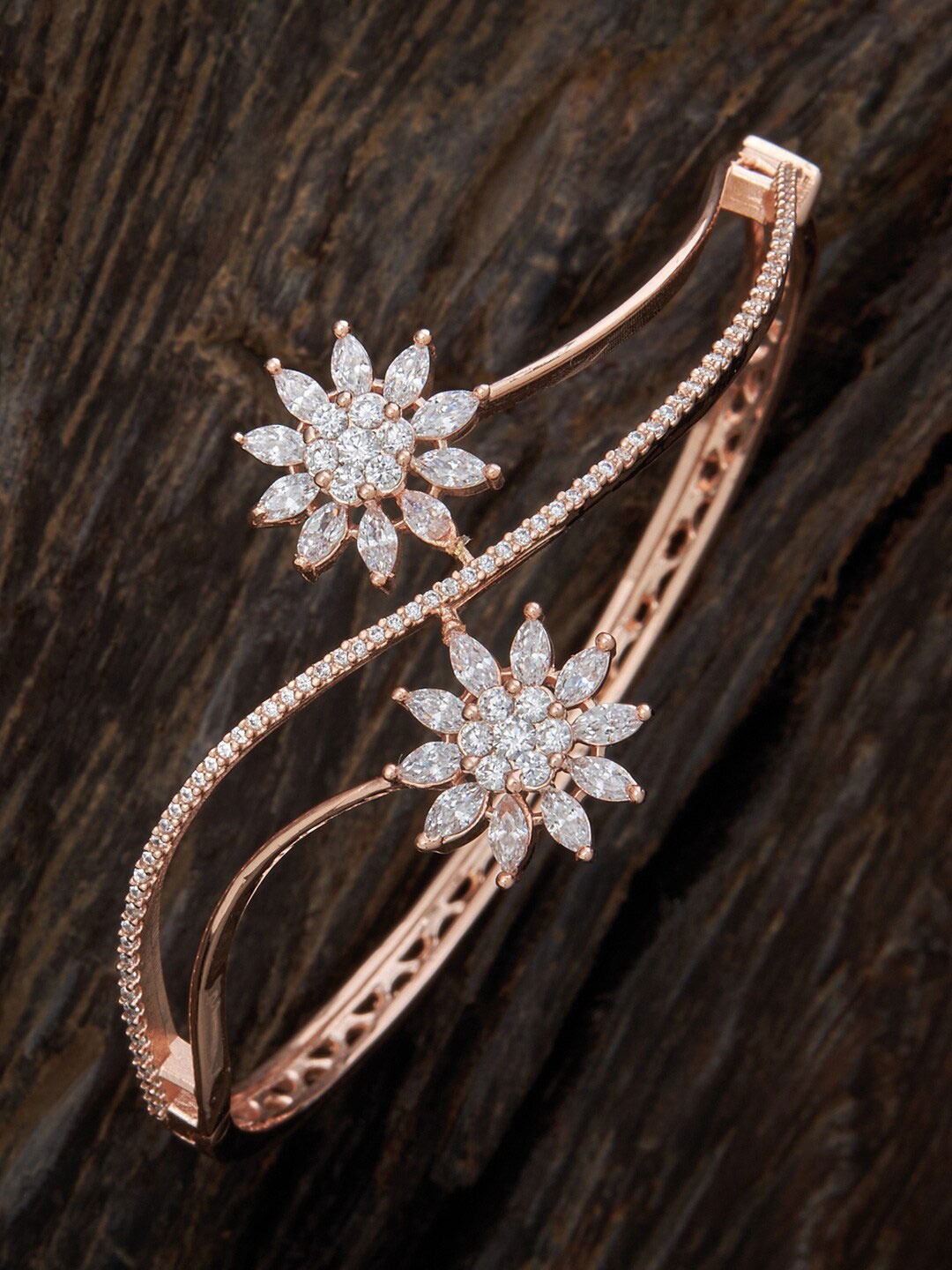 

Kushal's Fashion Jewellery Women Rose Gold & White Cubic Zirconia Rose Gold-Plated Kada Bracelet