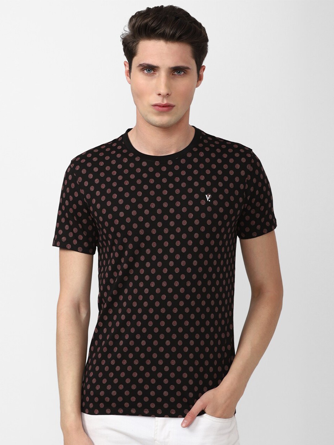 

V Dot Men Printed Slim Fit T-shirt, Black