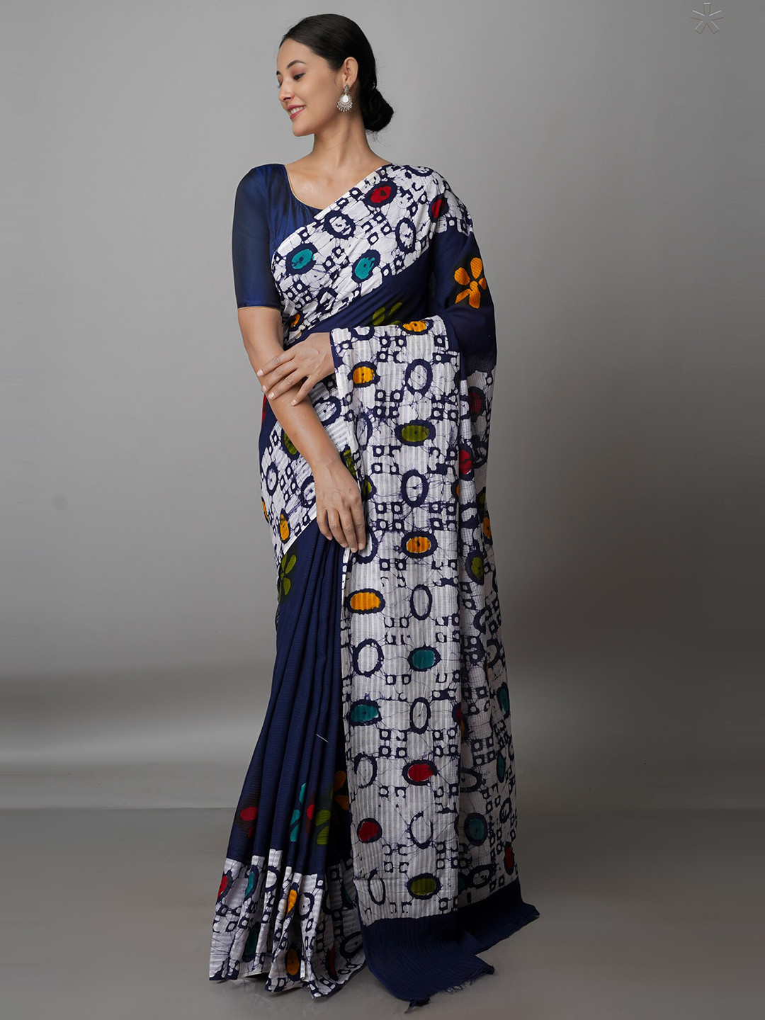 

Unnati Silks Navy Blue & White Batik Pure Cotton Kota Saree