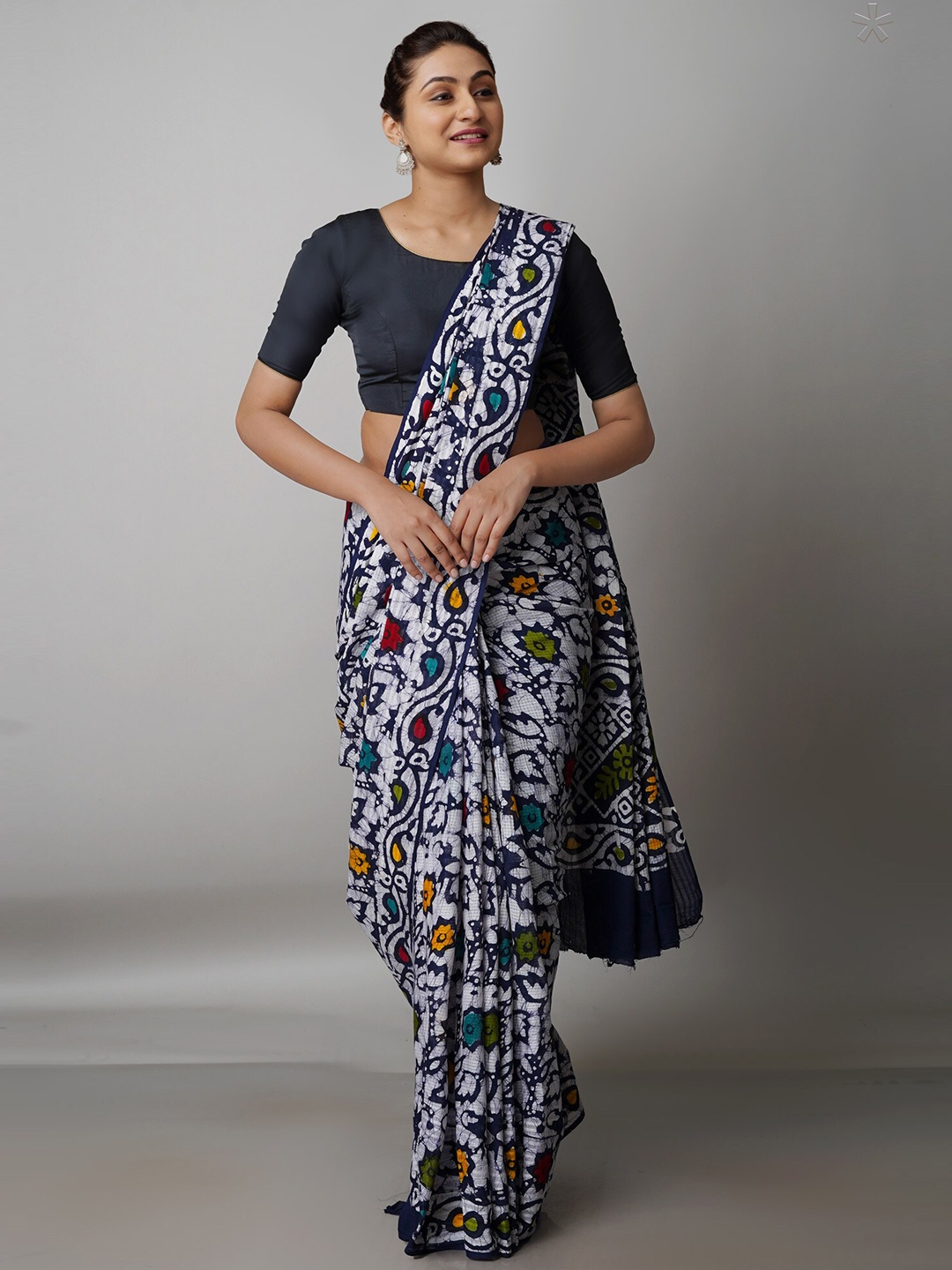 

Unnati Silks Navy Blue & White Batik Pure Cotton Kota Saree