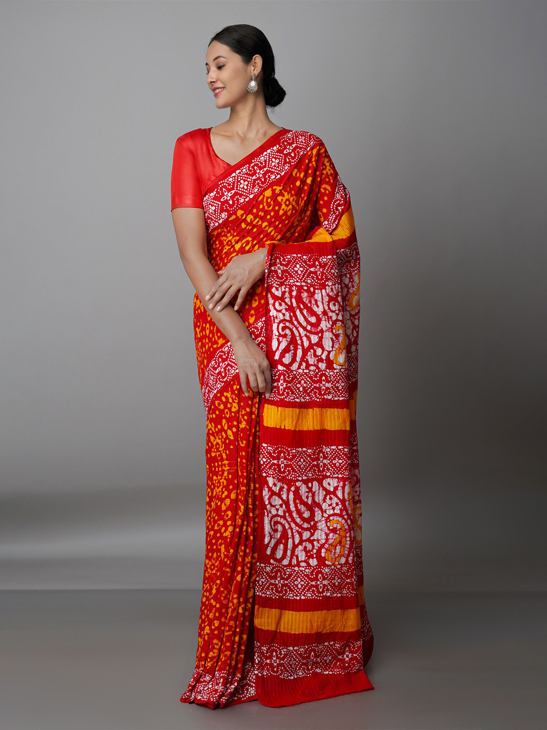 

Unnati Silks Red & White Batik Pure Cotton Kota Saree