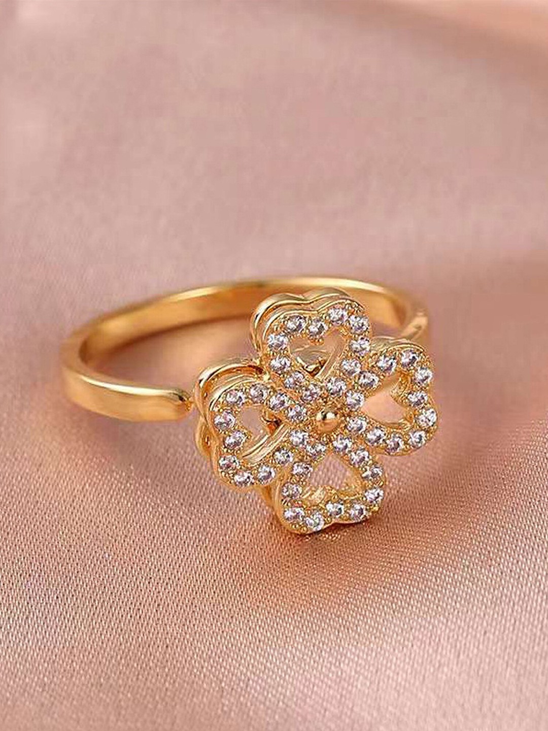 

Vembley Gold-Plated White CZ-Studded Sterling Silver Finger Ring