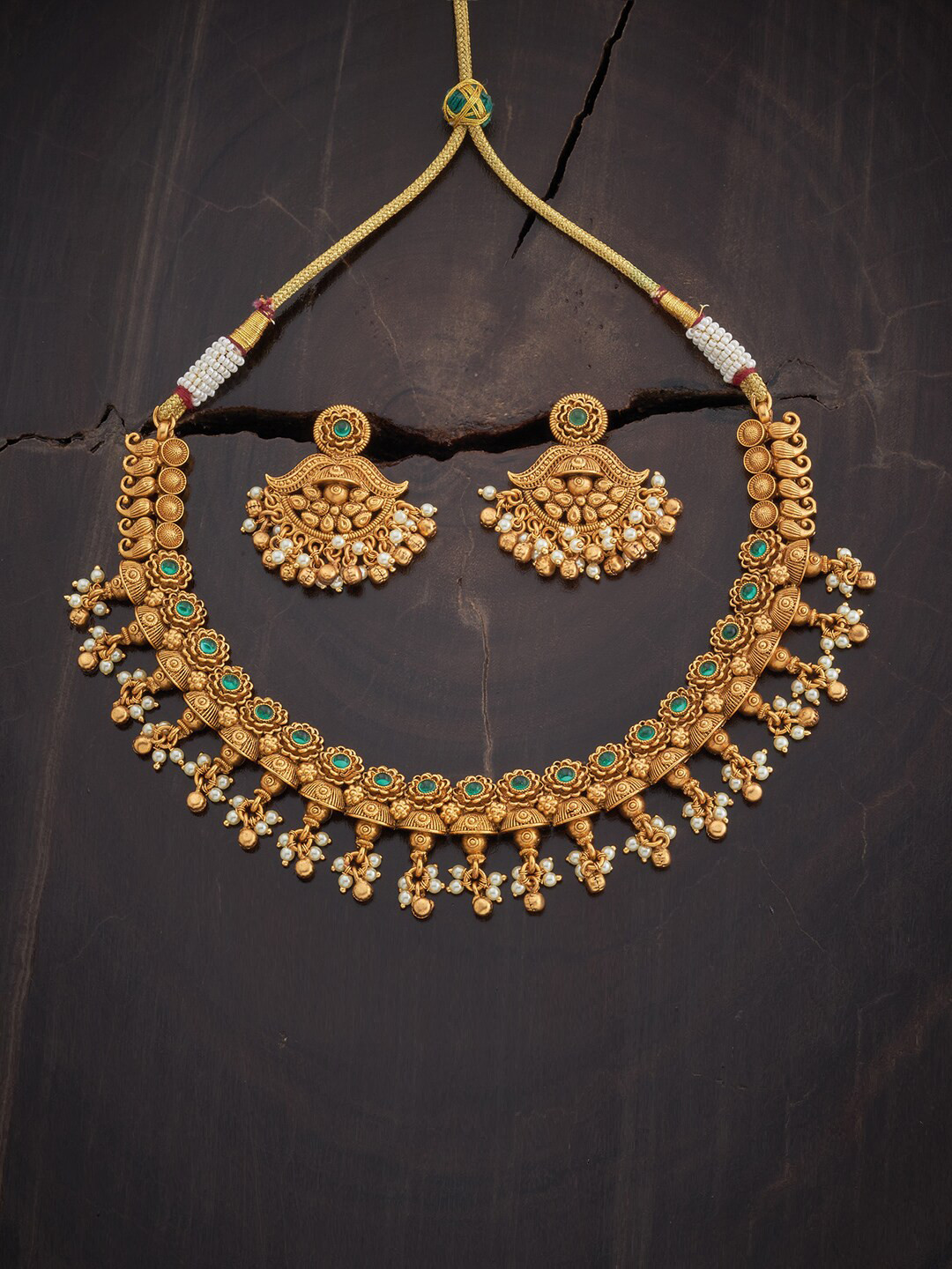 

Kushal's Fashion Jewellery Antique Gold-Plated Stone-Studded Jewellery Set, Green
