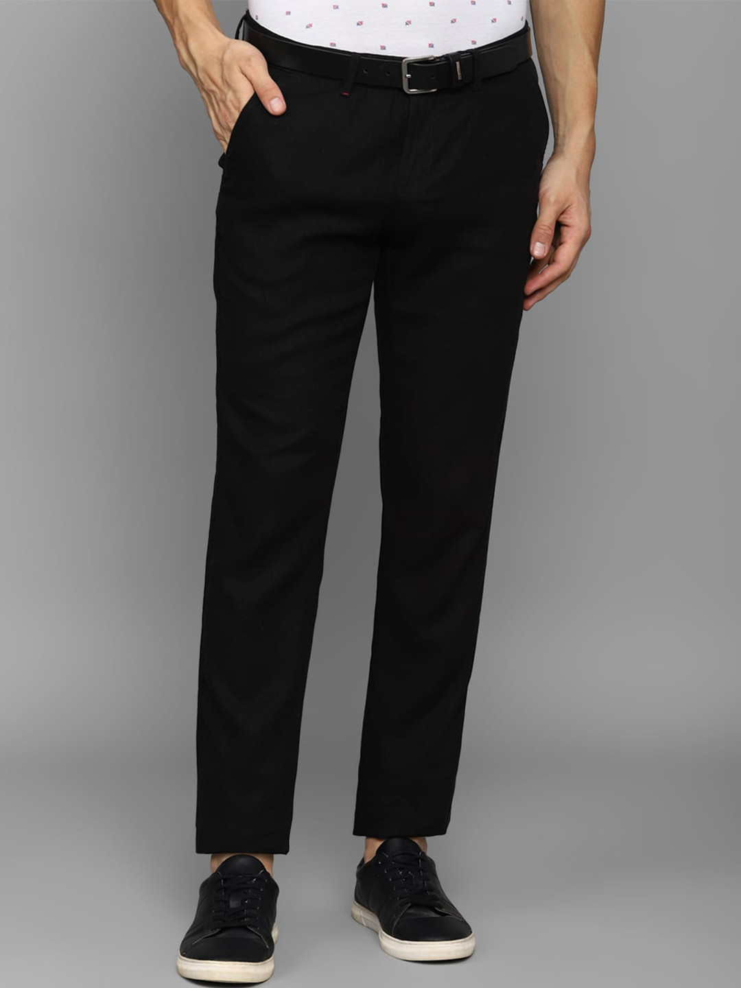 

Allen Solly Men Solid Slim Fit Trousers, Black
