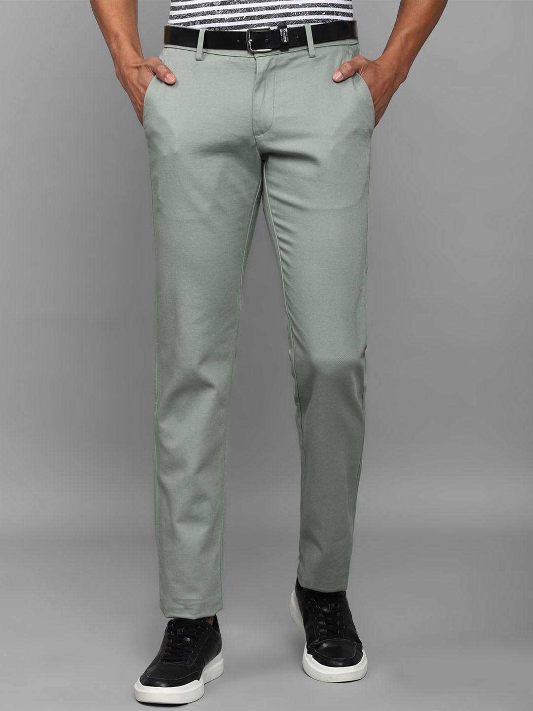 

Allen Solly Sport Men Cotton Slim Fit Trousers, Green