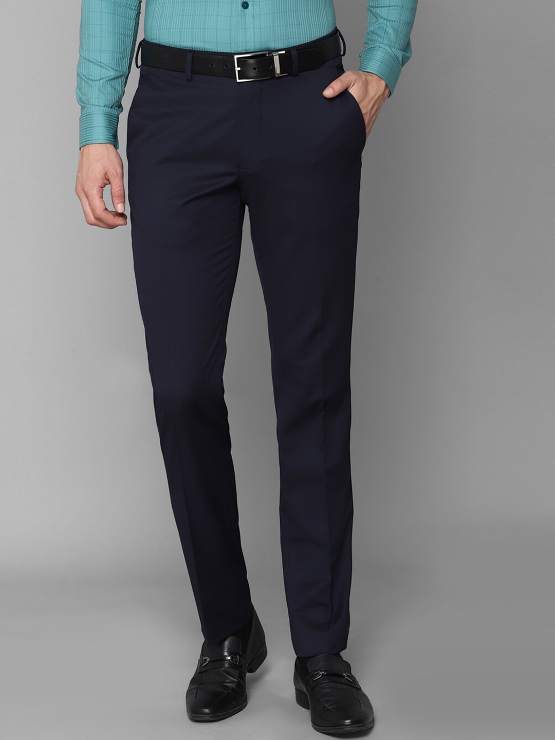 

Louis Philippe Men Slim Fit Mid Rise Formal Trouser, Navy blue