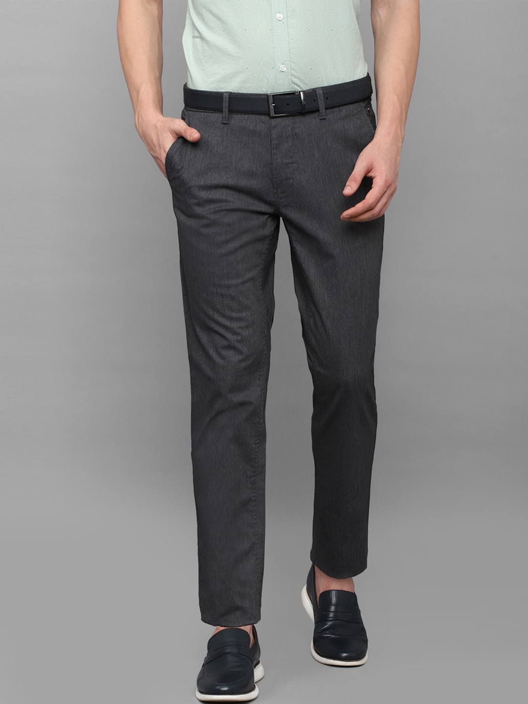 

Louis Philippe Sport Men Slim Fit Casual Trouser, Charcoal