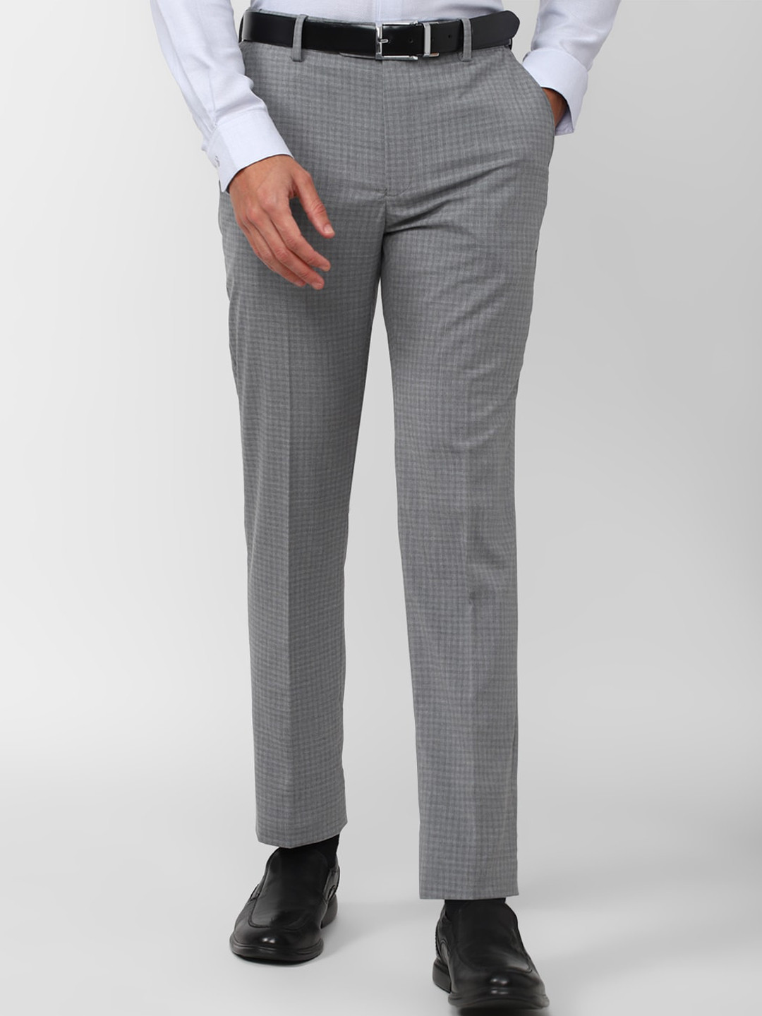 

Peter England Men Checked Slim Fit Formal Trousers, Grey