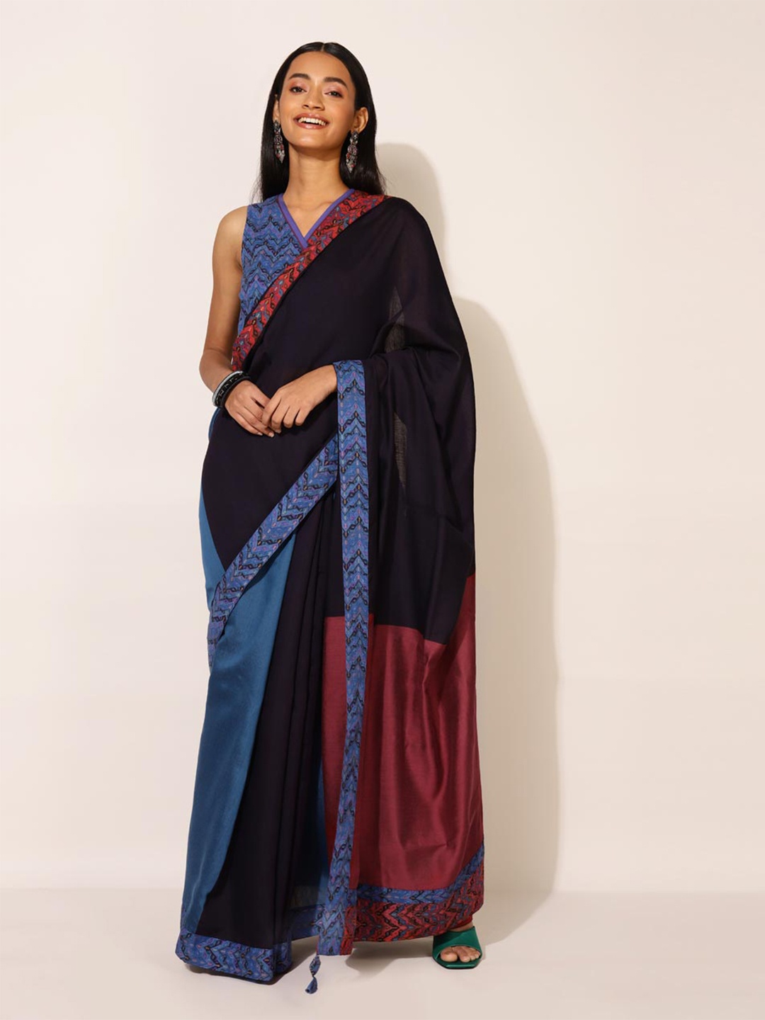 

Fabindia Colourblocked Silk Blend Saree, Black