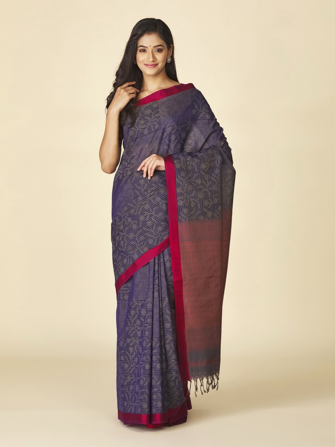 

Fabindia Floral Pure Cotton Block Print Saree, Navy blue