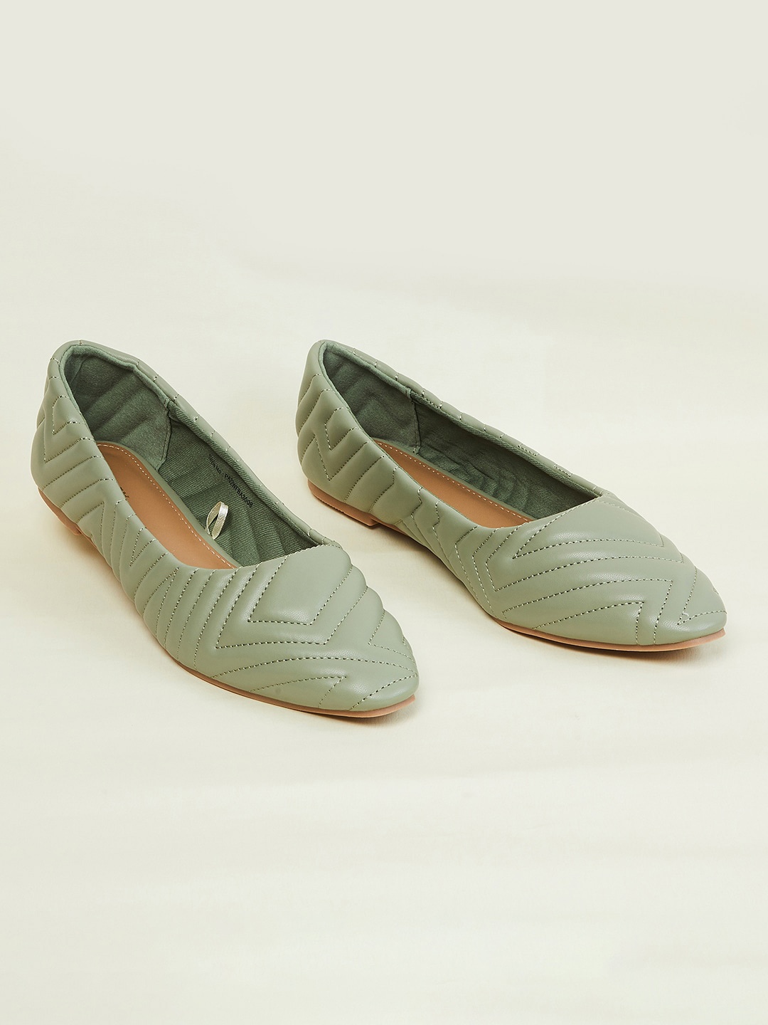 

max Women Textured Ballerinas, Green