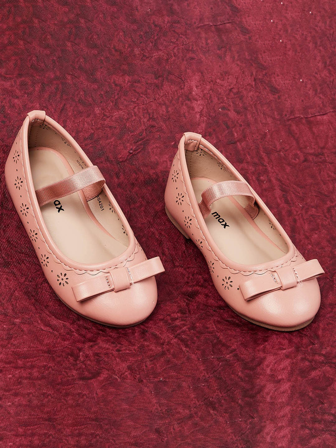 

max Girls Textured Ballerinas with Laser Cuts, Pink