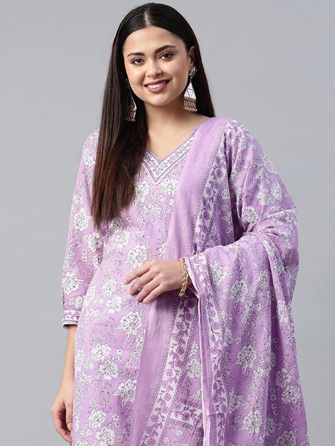 

Readiprint Women Purple Floral Printed Sequinned Pure Cotton Kurta Set
