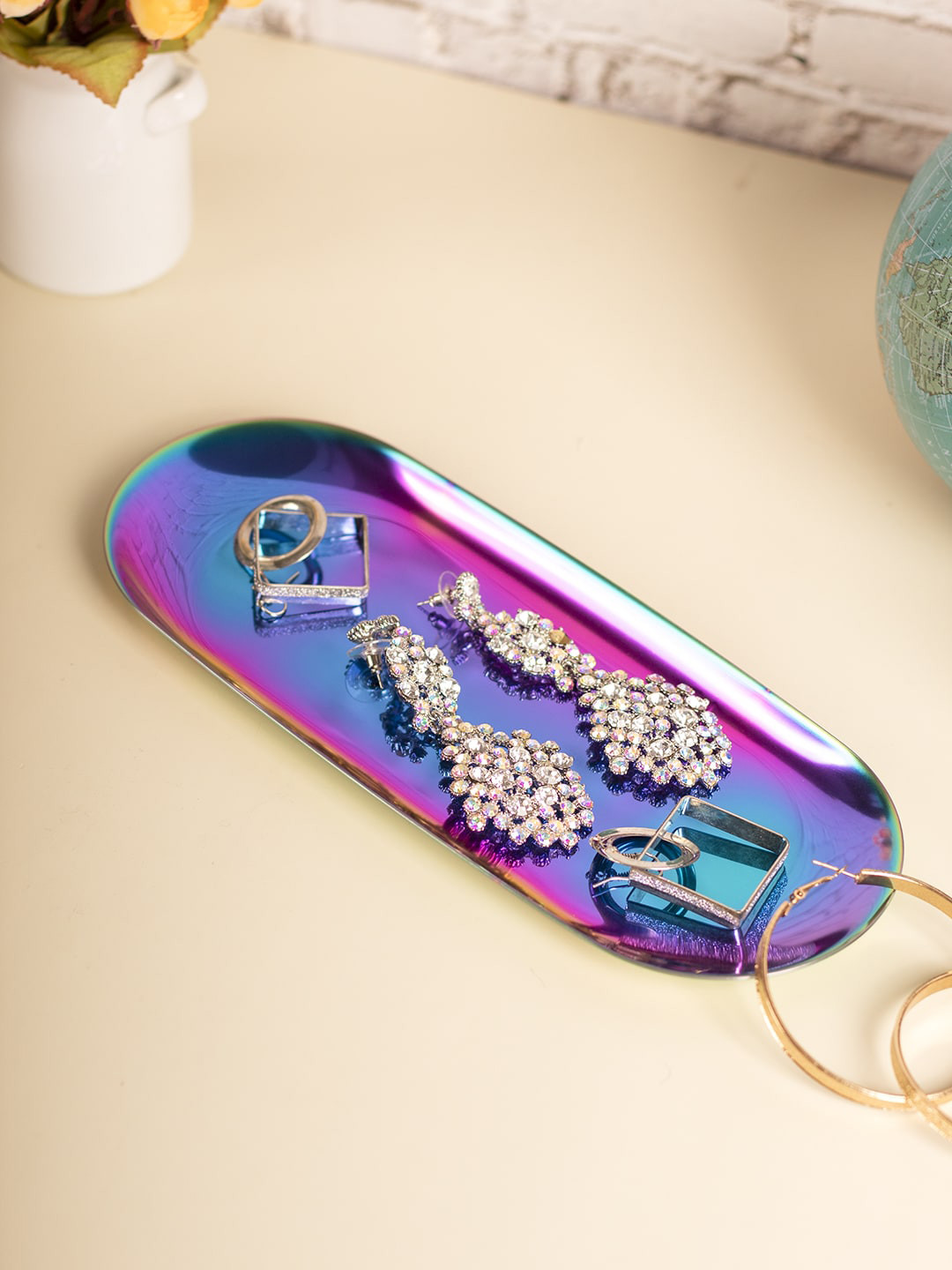 

MARKET99 Purple and Blue Oval Shape Stainless Steel Jewelry Holder Tray
