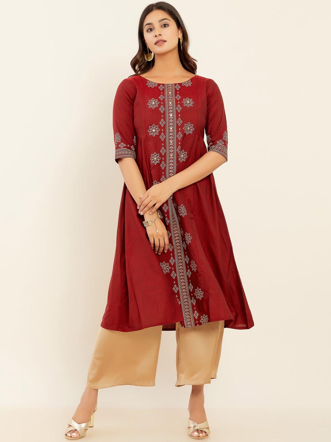 

Maybell Woven Ethnic Motifs Mirror Work Kurta, Maroon