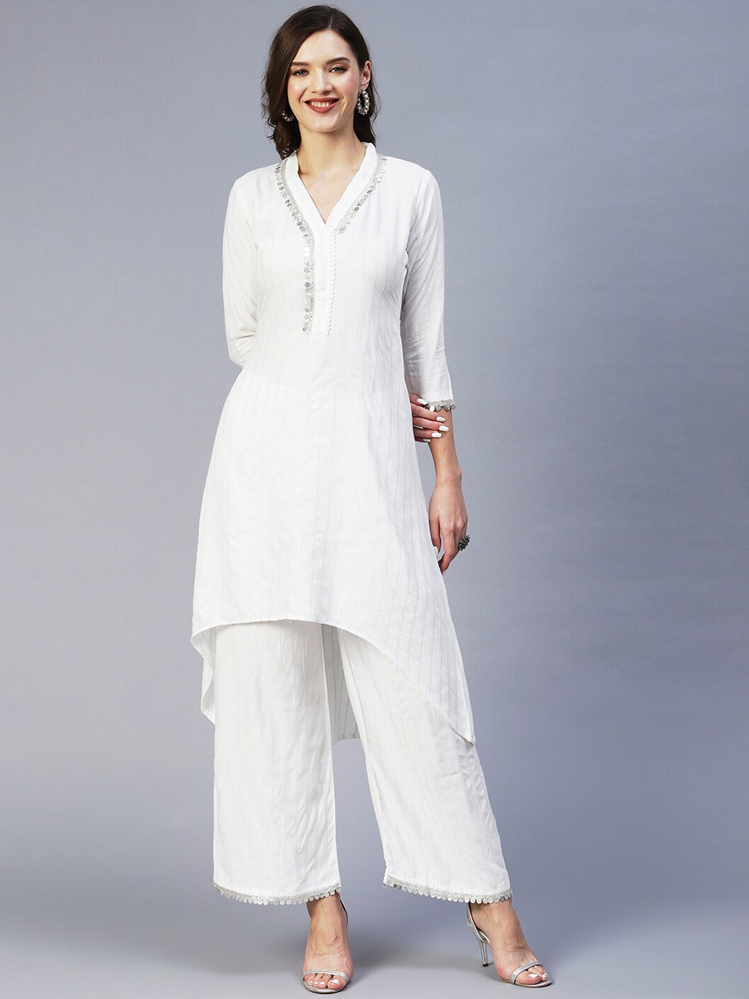

FASHOR Ethnic Motifs Embroidered Sequinned Kurti with Palazzos, White