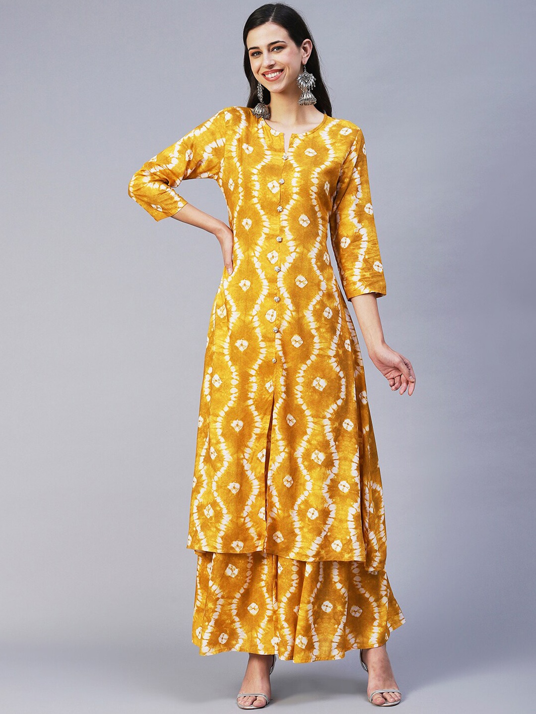 

FASHOR Ethnic Motifs Dyed Kurta with Palazzos, Mustard