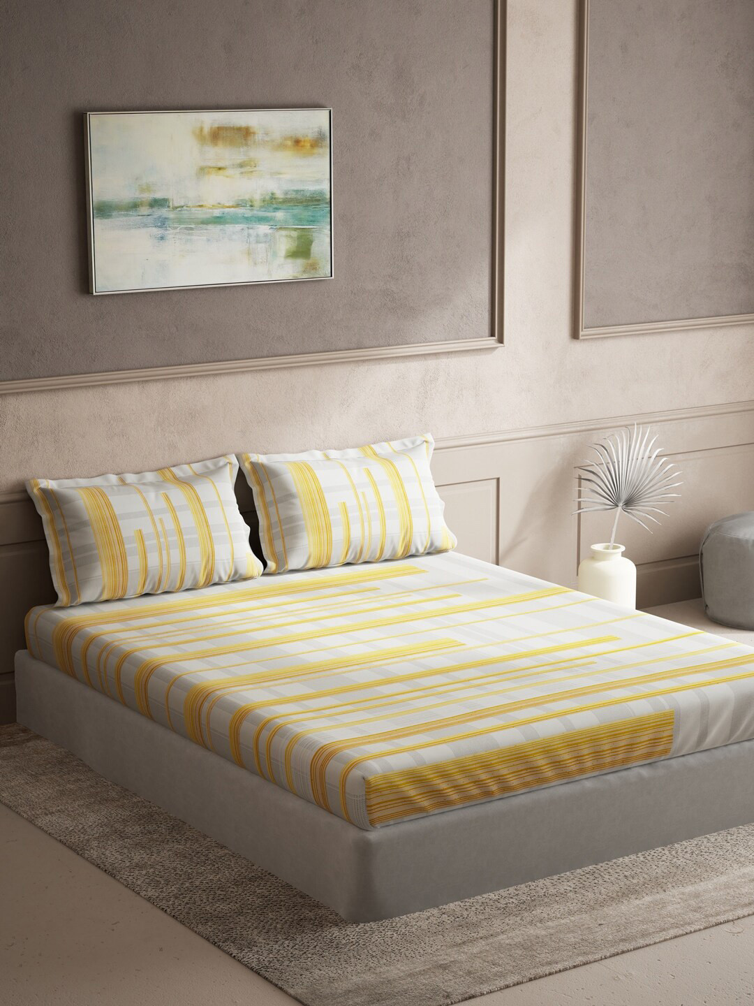 

DDecor Geometric Printed 140 TC Cotton King Bedsheet with 2 Pillow Covers, Yellow