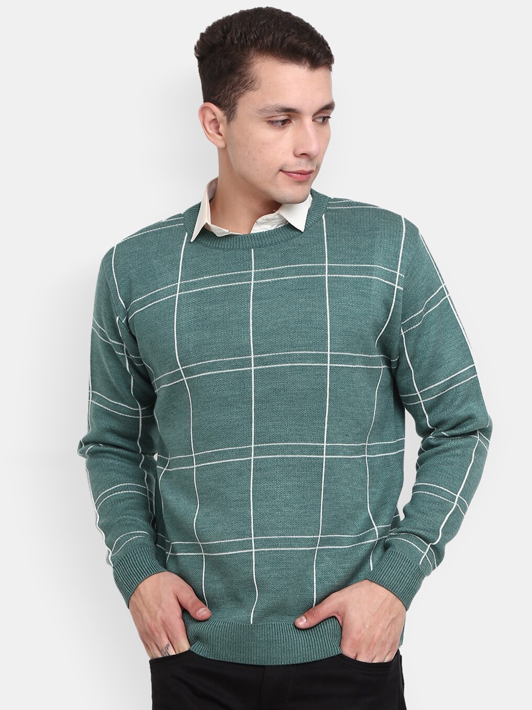 

V-Mart Men Checked Round Neck Sweatshirt, Green