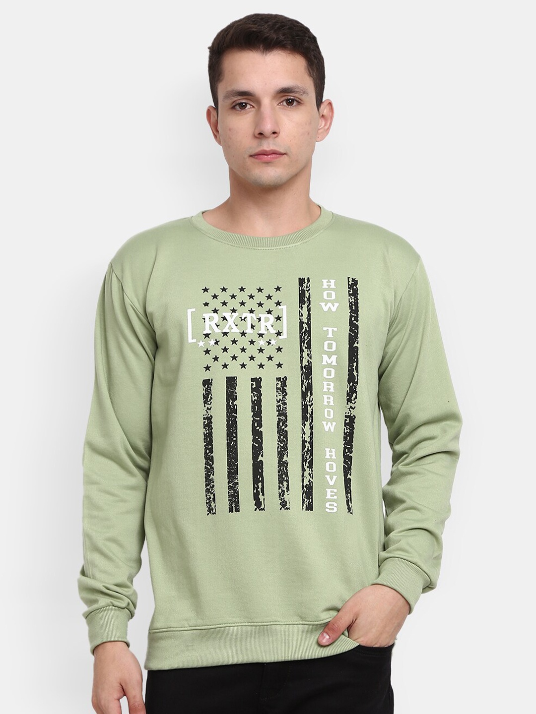 

V-Mart Men Printed Round Neck Sweatshirt, Green