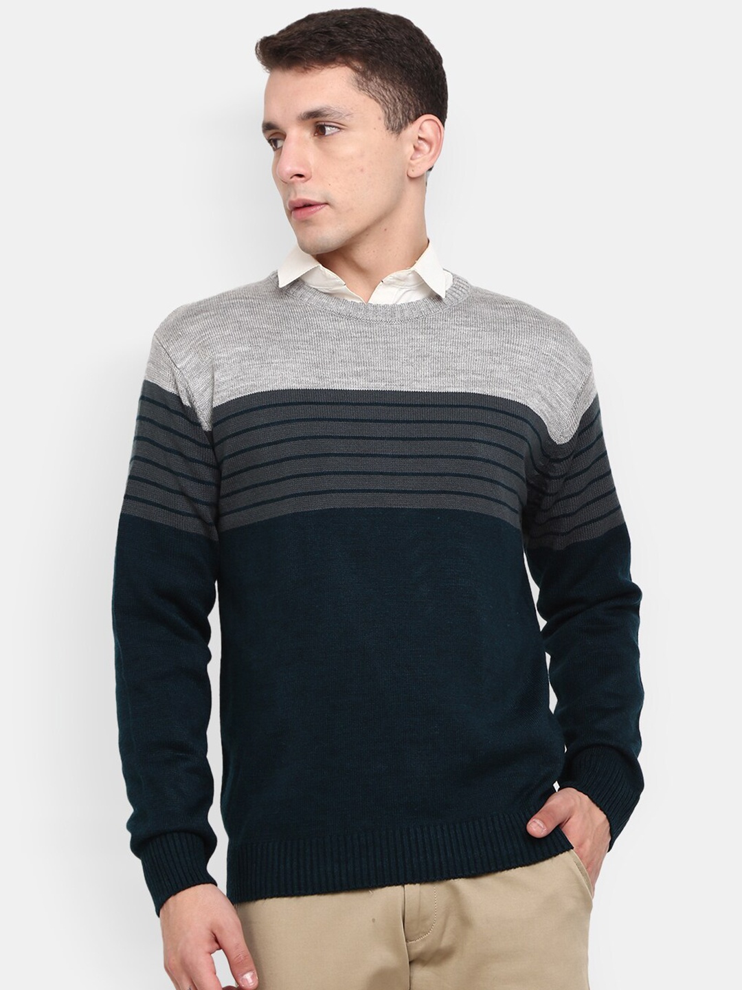 

V-Mart Men Colourblocked Round Neck Sweatshirt, Grey melange