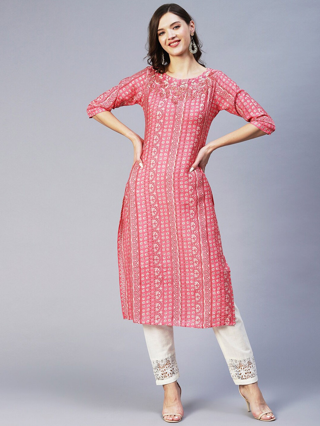 

FASHOR Women Ethnic Motifs Printed Silk Kurta, Pink