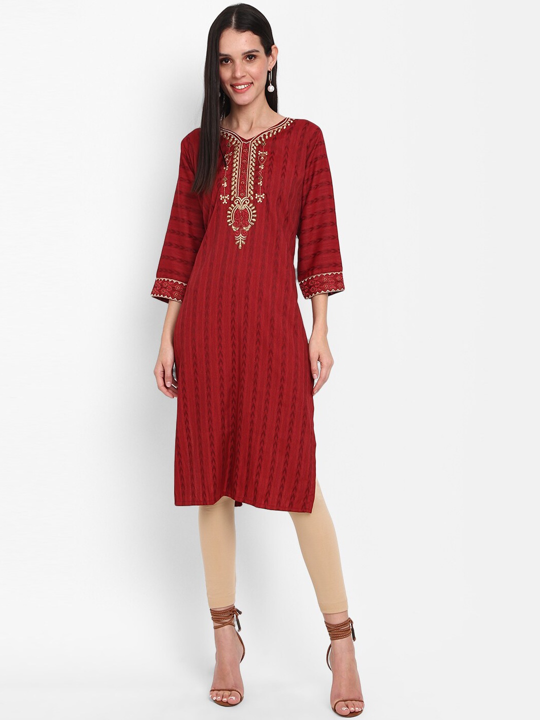 

V-Mart Beads and Stones Kurta, Maroon