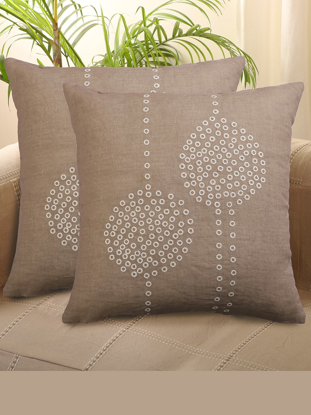 

Jamio Firati Grey & White Set of 2 Embroidered Square Cotton Cushion Covers
