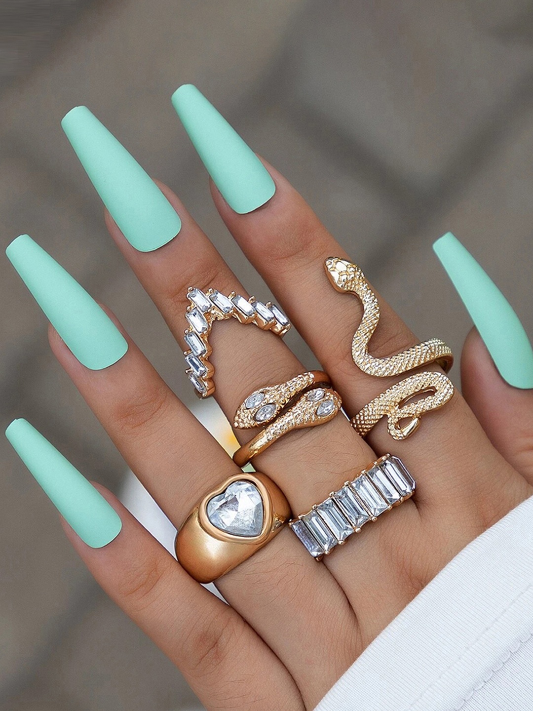 

Jewels Galaxy Women Set Of 5 Gold-Plated Contemporary Stackable Finger Rings