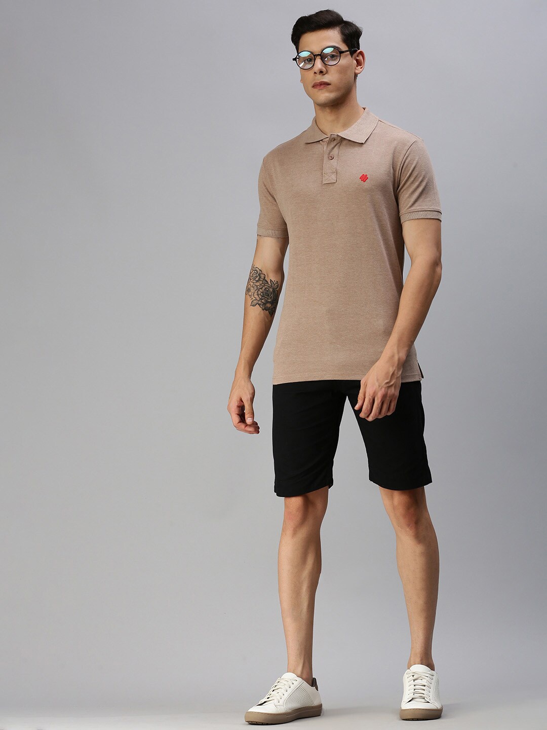 

ONN Men Brown Solid Polo Collar T-shirt