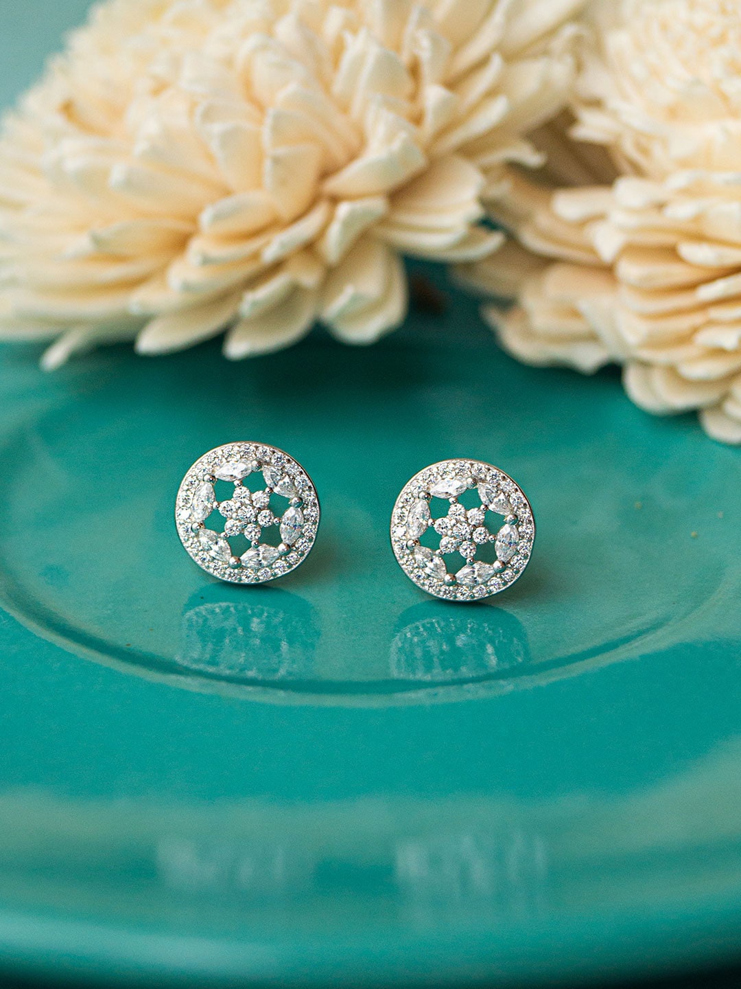 

MANNASH Silver-Plated Floral Studs Earrings