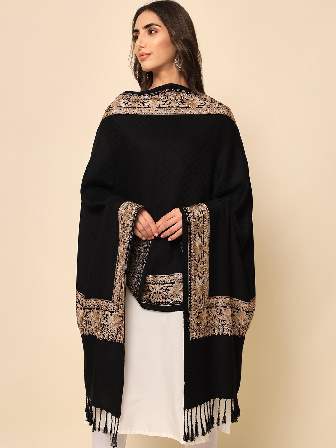 

HERE&NOW WomenBlack Embroidered Shawl, Black