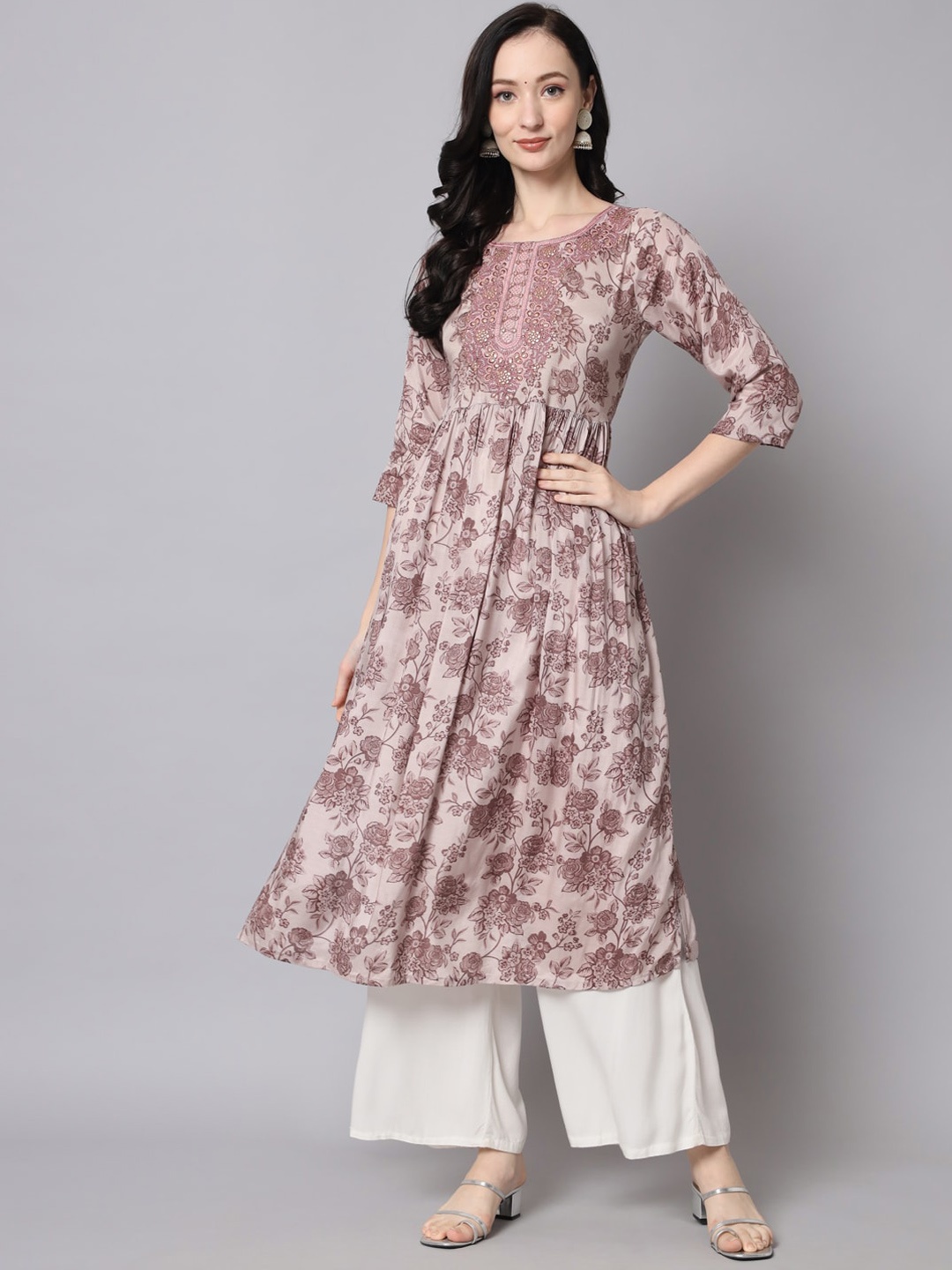 

Nehamta Women Floral Printed Thread Work Floral Kurta, Coffee brown