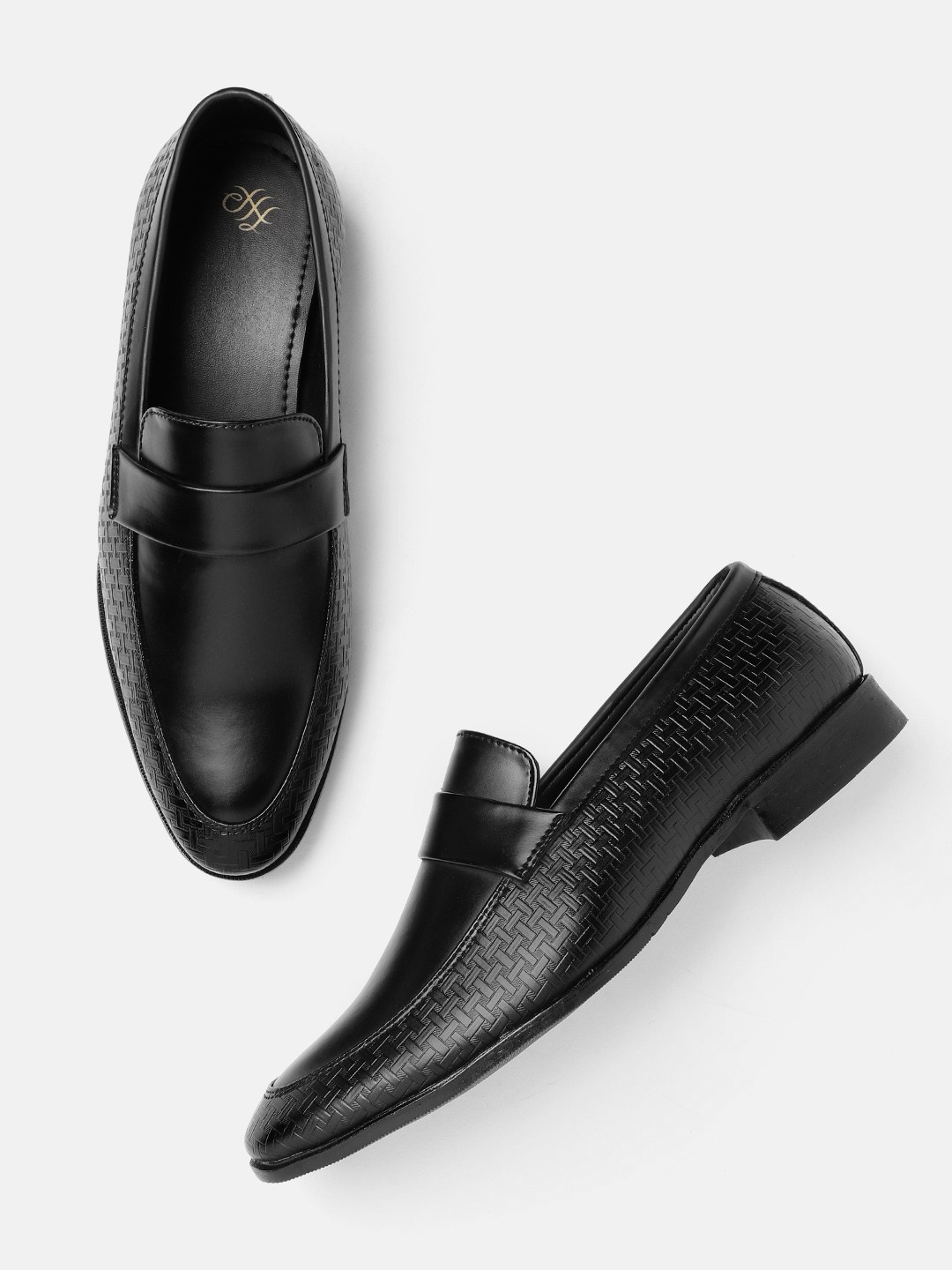 

House of Pataudi Men Handcrafted Textured Formal Loafers, Black