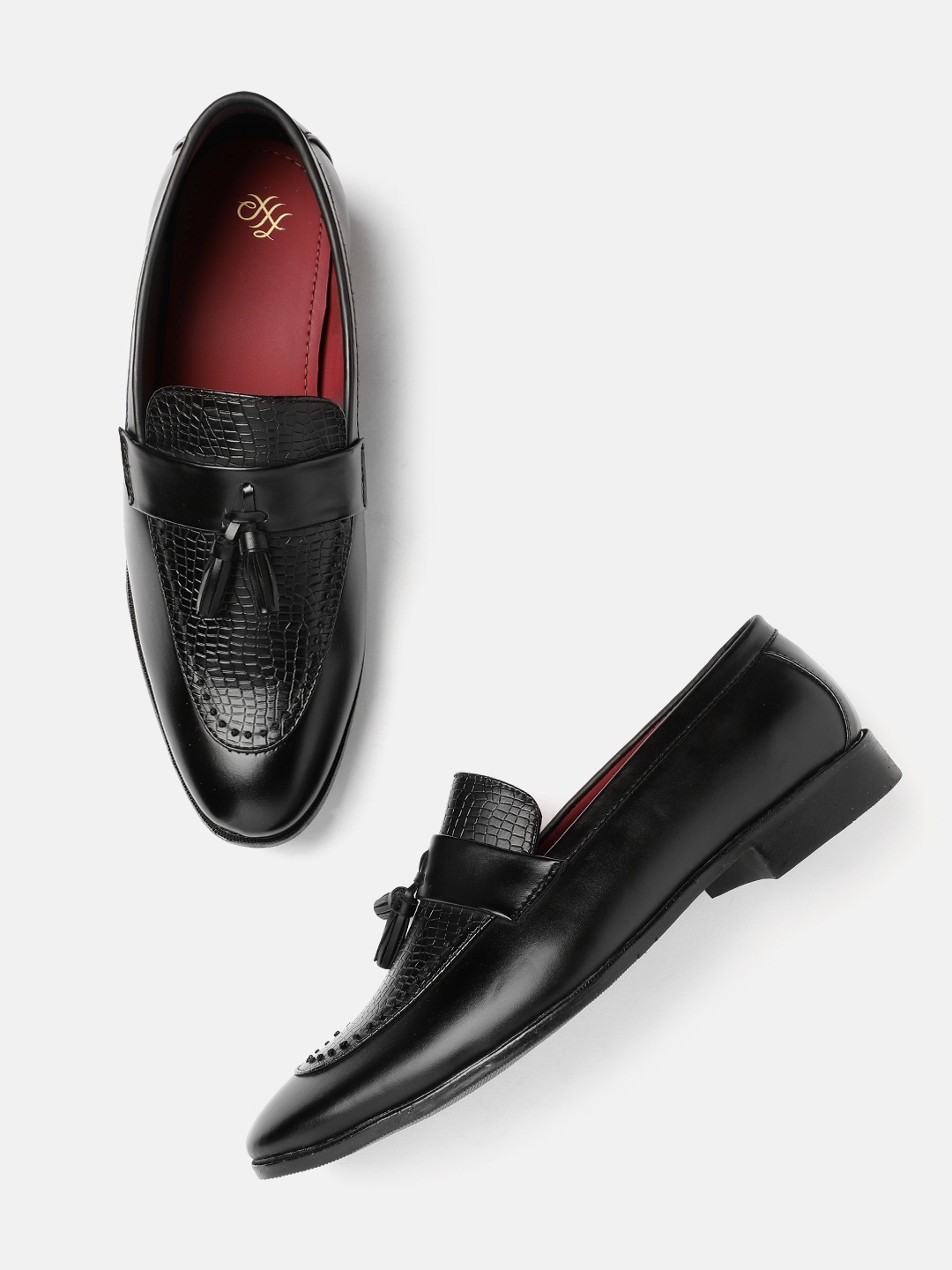 

House of Pataudi Men Handcrafted Textured Formal Loafers with Tassel Detail, Black