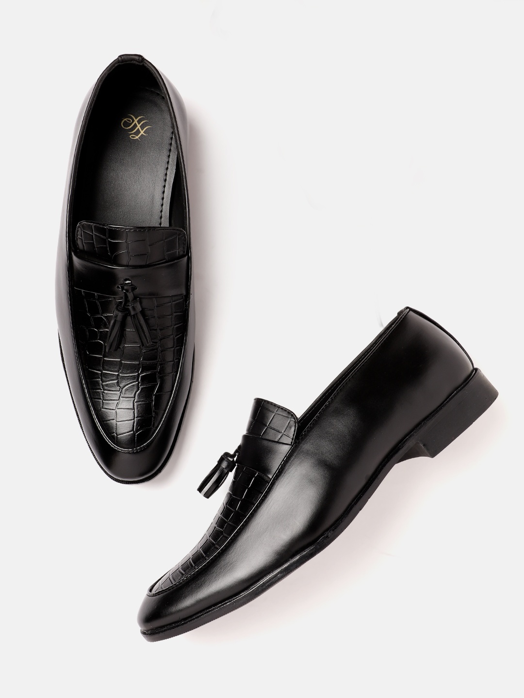 

House of Pataudi Men Handcrafted Textured Formal Loafers with Tassel Detail, Black