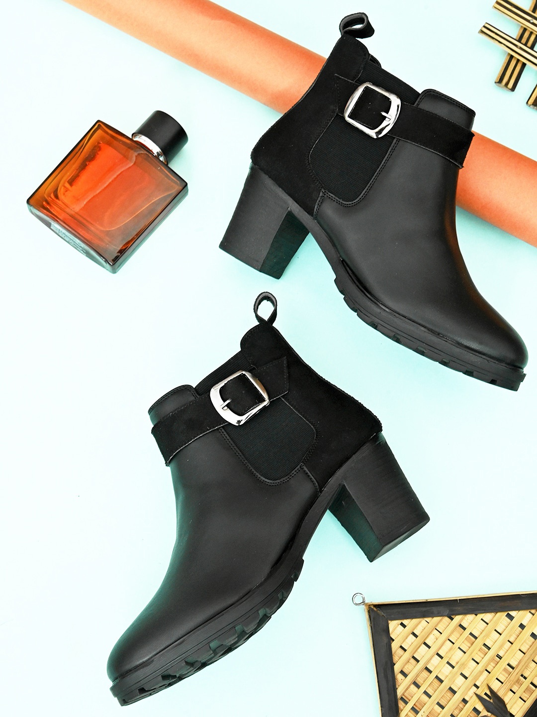 

Roadster Women Block Heel Chelsea Boots, Black
